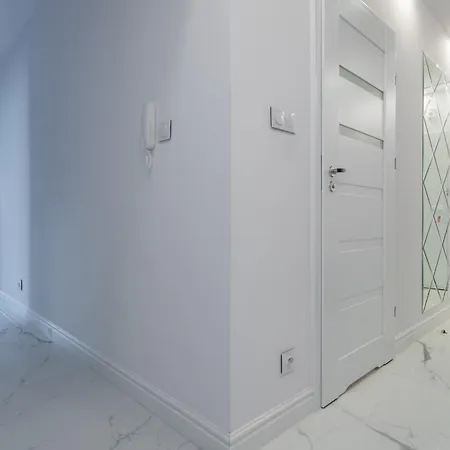 Victus Apartamenty, Moonlight 소포트